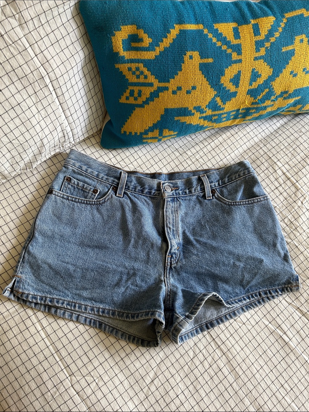 Vintage Levi Denim Shorts - Junior 13